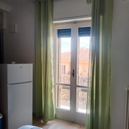 Manzoni Nocleg ze śniadaniem 3*